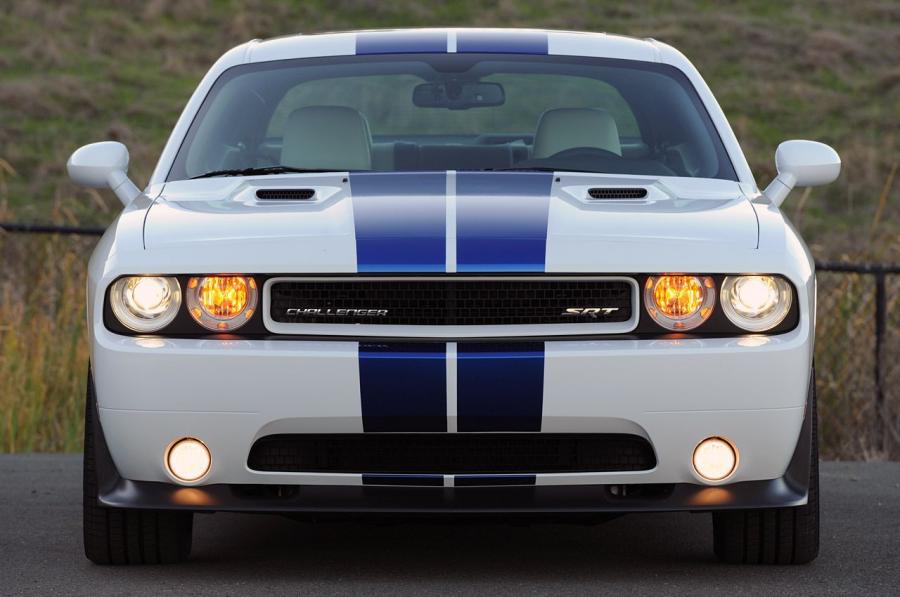  Dodge Challenger SRT8 392 2011 года  (фото 7 из 115)